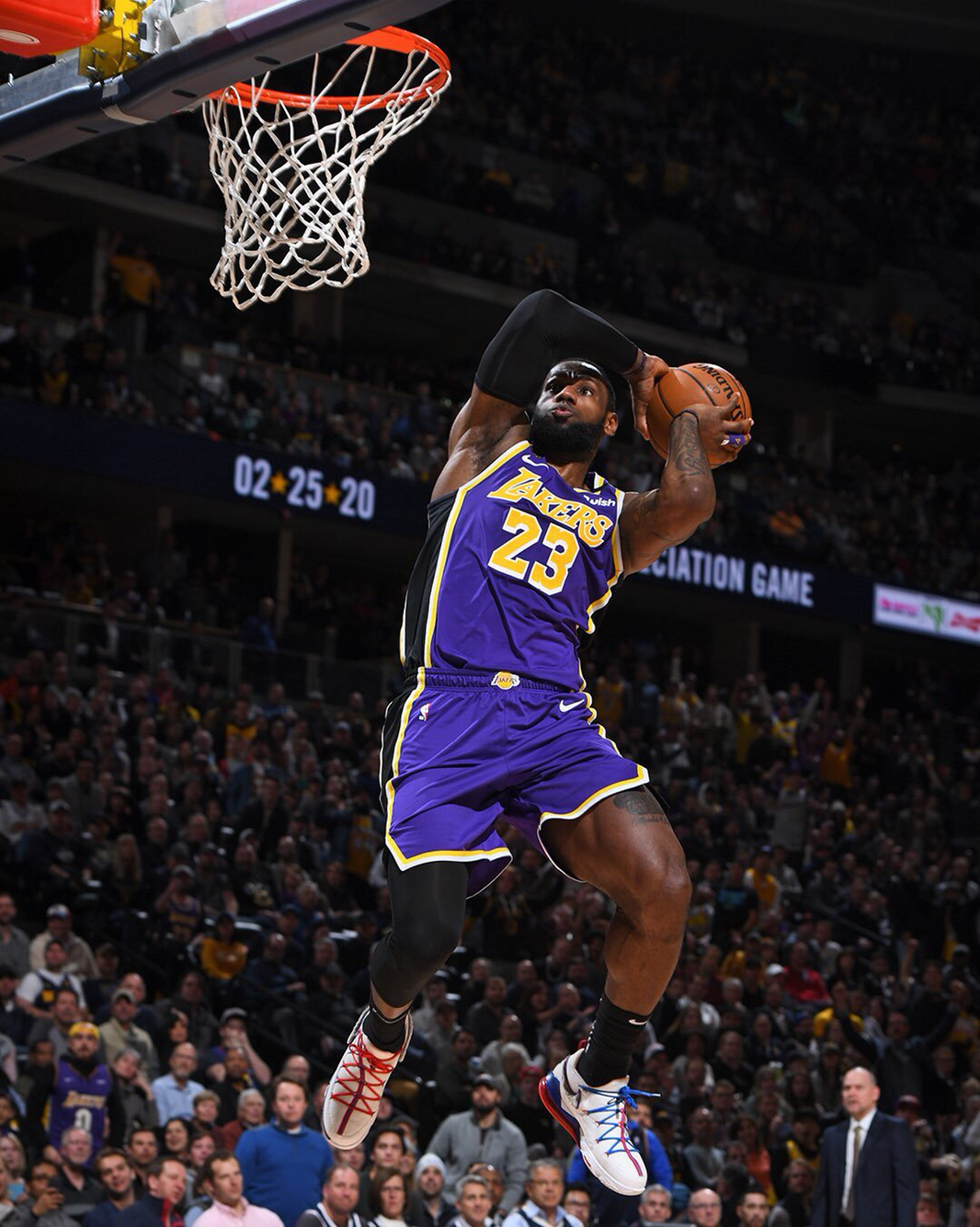 都为赛事运 都为赛事运